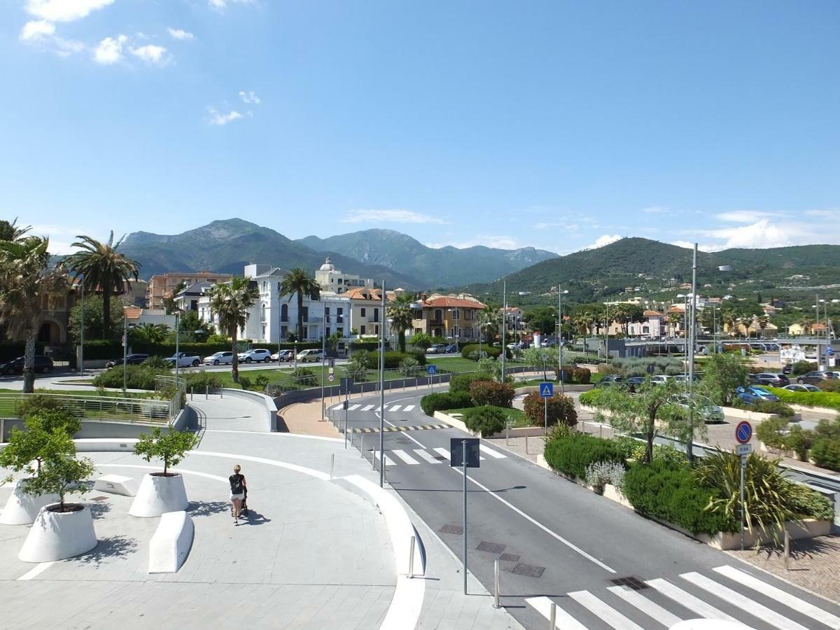 Appartamento Casa Amico Mare Loano Esterno foto