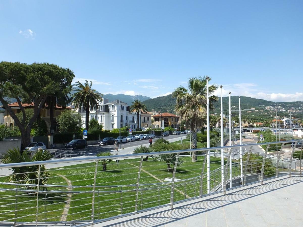 Appartamento Casa Amico Mare Loano Esterno foto