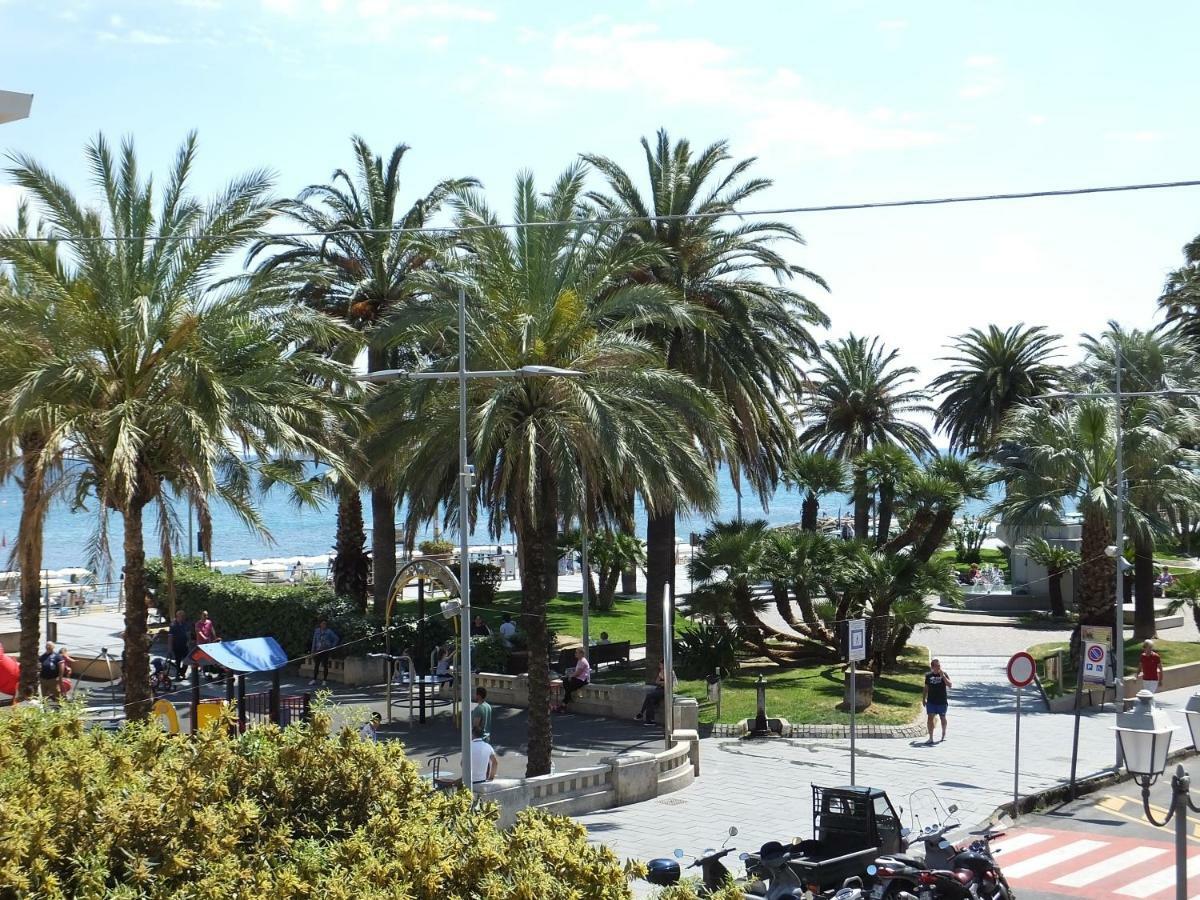 Appartamento Casa Amico Mare Loano Esterno foto